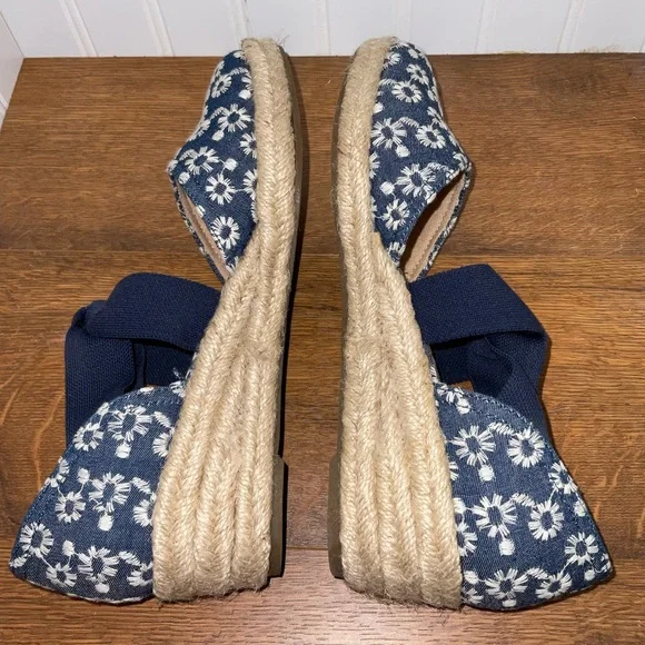Life Stride Navy Daisy Kascade Espadrille Wedges Size 8.5 - Picture 4 of 8